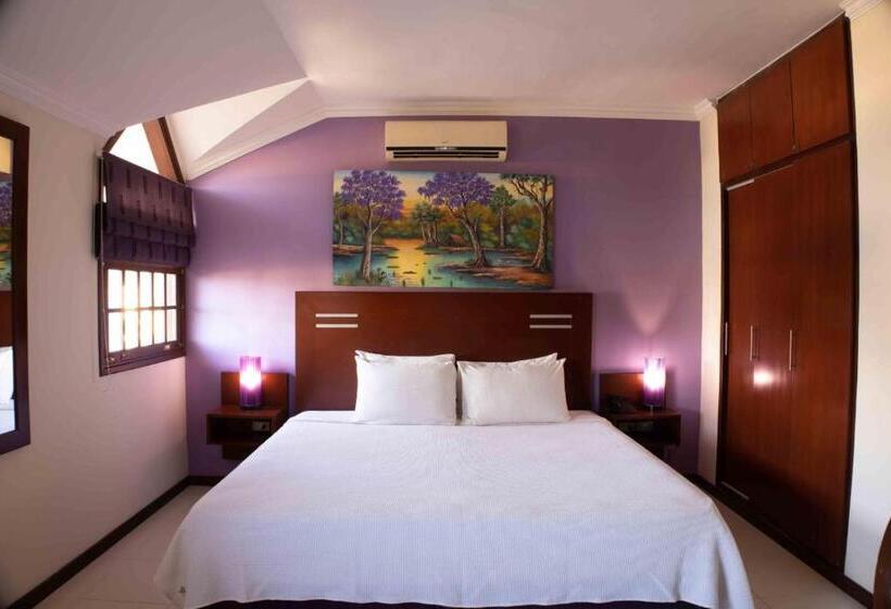 هتل By Armonía Santa Cruz