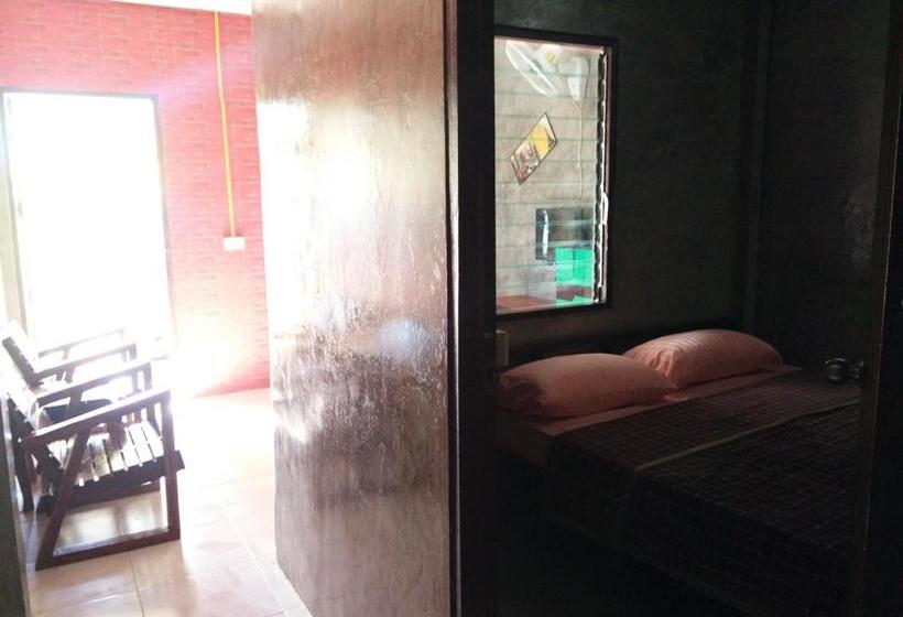 Отель Duang Dara Guesthouse