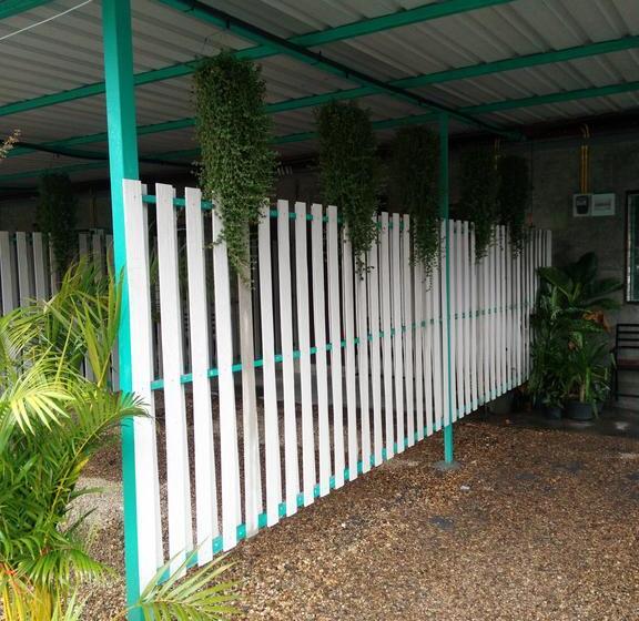 Отель Duang Dara Guesthouse