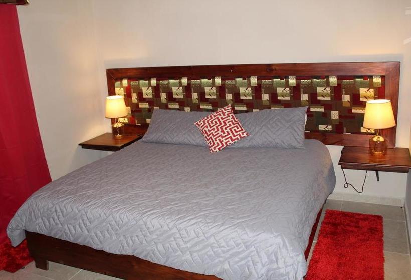 ホテル La Serrania