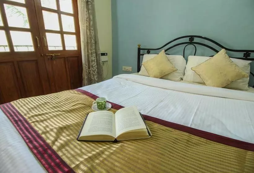 ホテル Oyo 10093 Home Pool View 1bhk Calangute