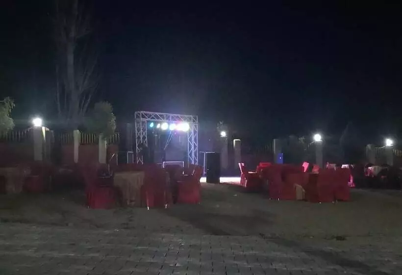 Hotelli Pops Resort