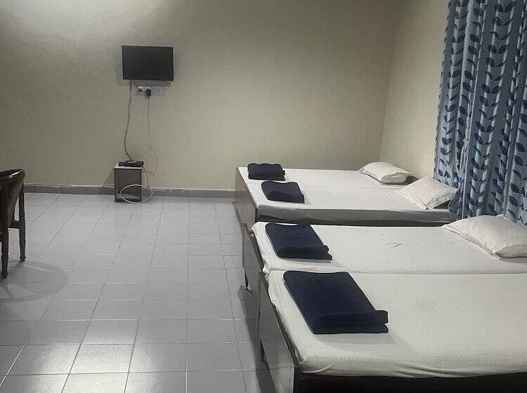 ホテル Pops Resort