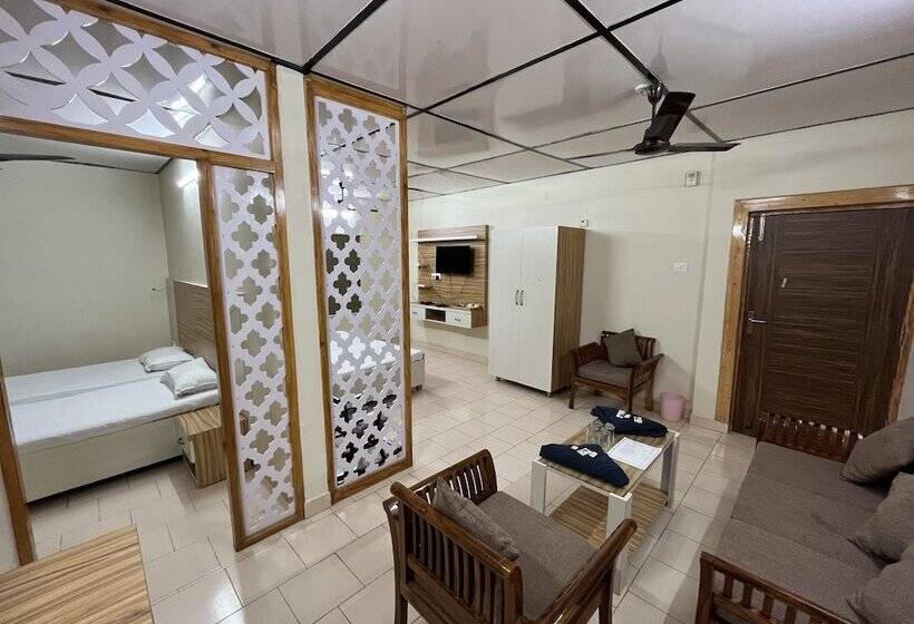 ホテル Pops Resort