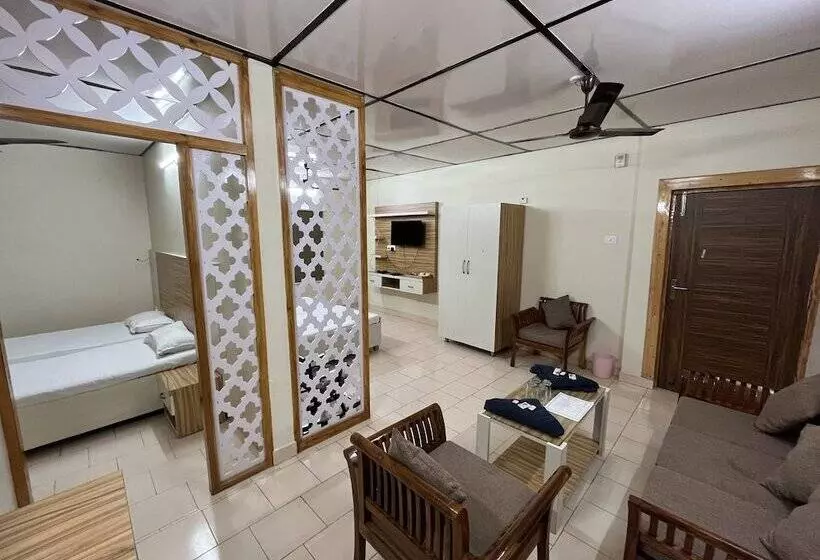 Hotelli Pops Resort