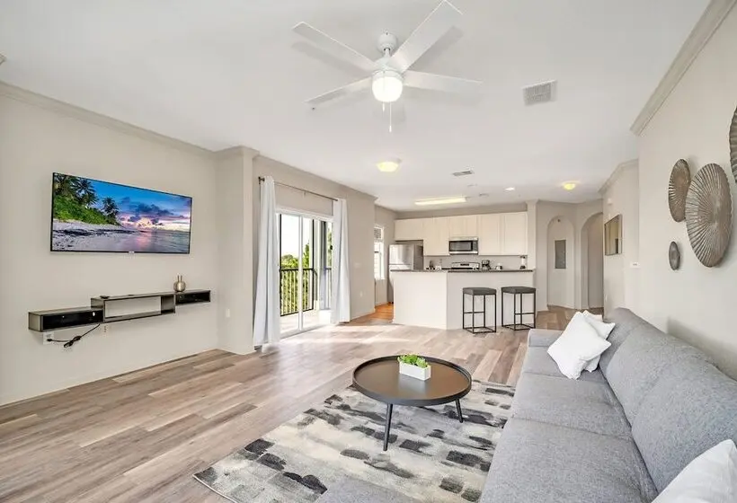 Modern Pet Friendly 2br Condo6 Mins From Disney
