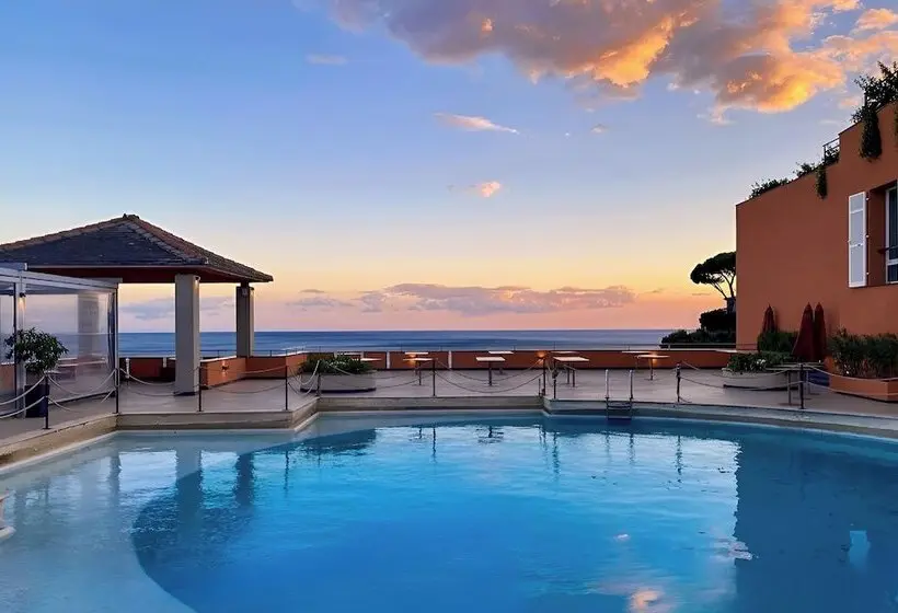 ホテル Hotiday Room Collection   Arenzano