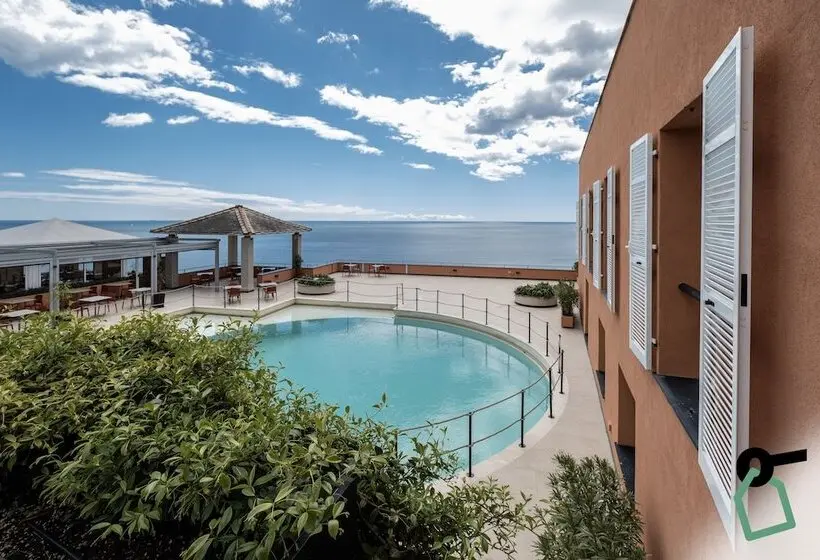 ホテル Hotiday Room Collection   Arenzano