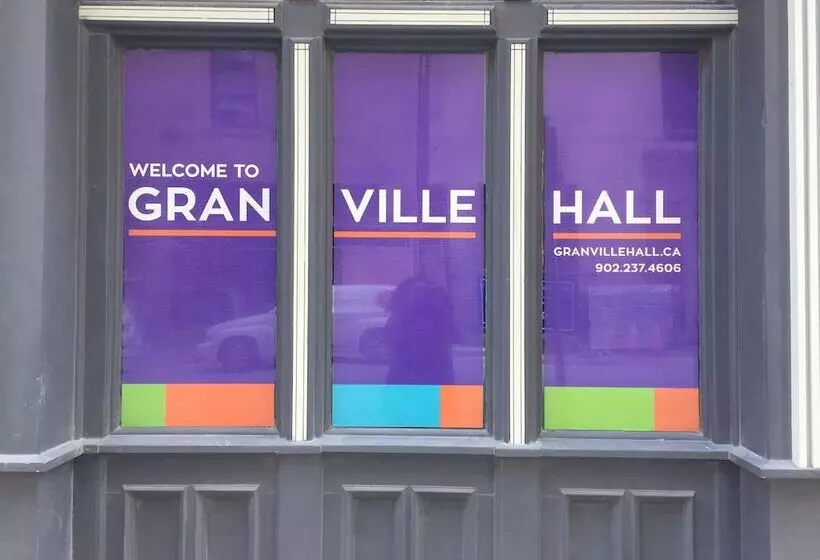 Retkeilymaja Granville Hall Residence