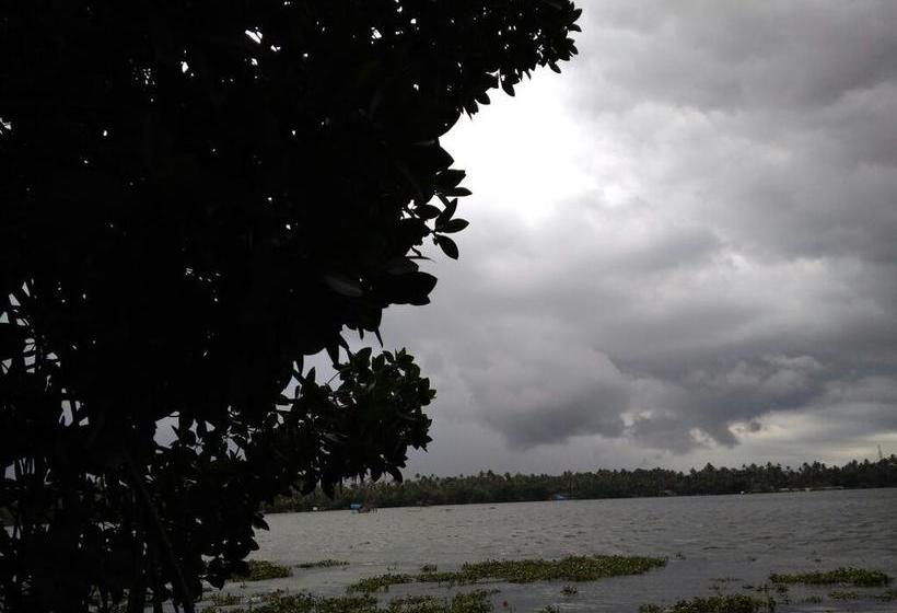 مبيت وإفطار Lakefront Beach Homes