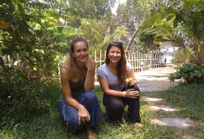 مبيت وإفطار Lakefront Beach Homes