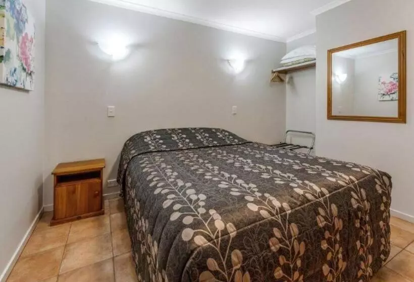 Cottage Park Thermal Motel