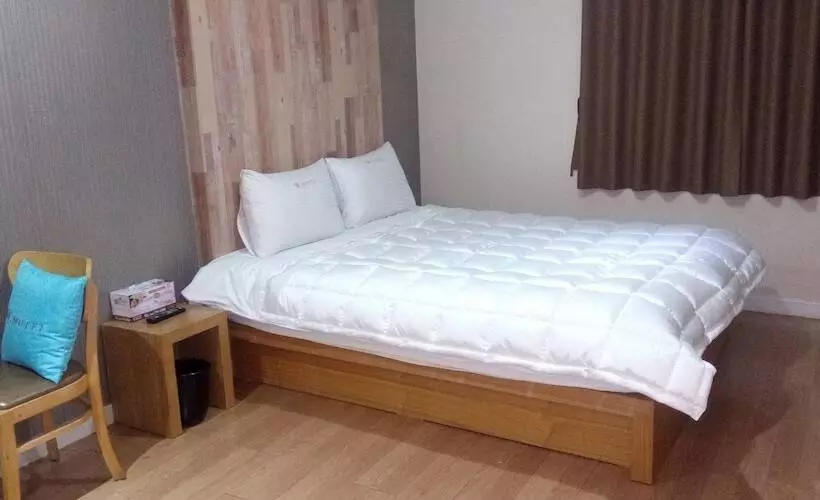 Gyeongju Bulgooksa W Drive In Motel
