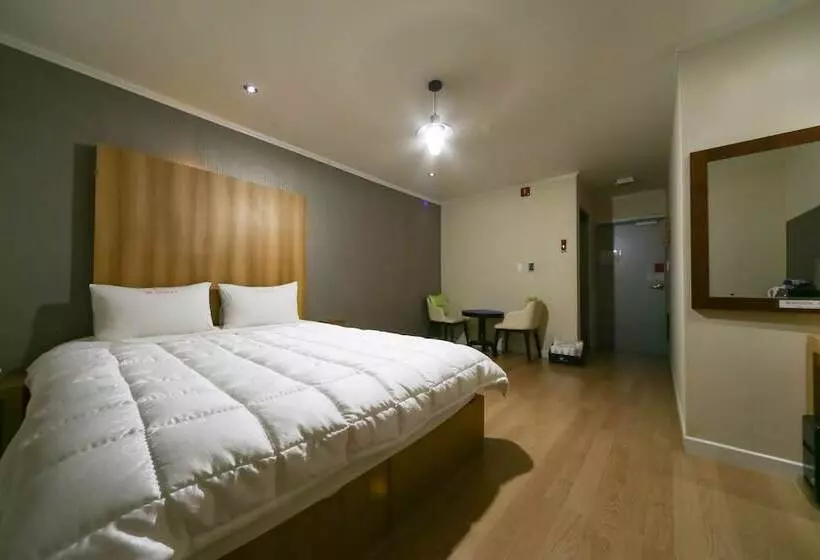 Gyeongju Bulgooksa W Drive In Motel