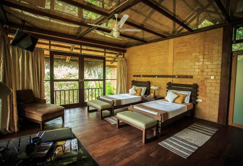 호텔 Jungle Village