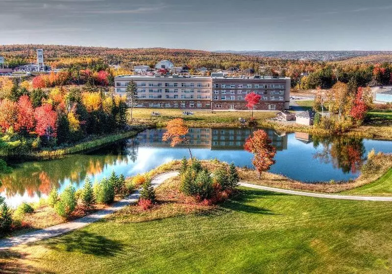 Radisson Kingswood Hotel & Suites, Fredericton