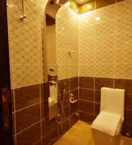 ホテル Address Sharurah