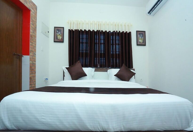 Oyo 10278 Hotel Caprice Residency