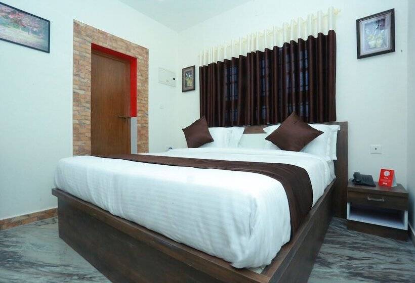 Oyo 10278 Hotel Caprice Residency