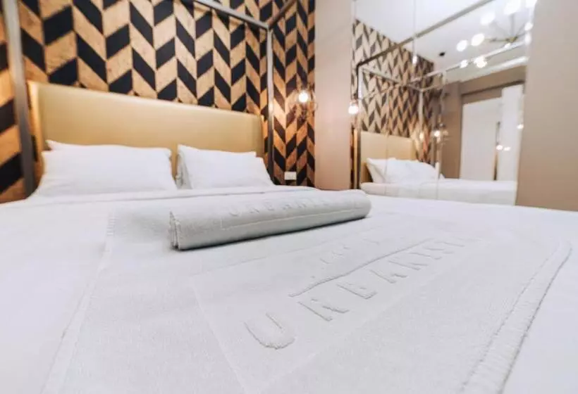 Urbanista Hotel & Bar