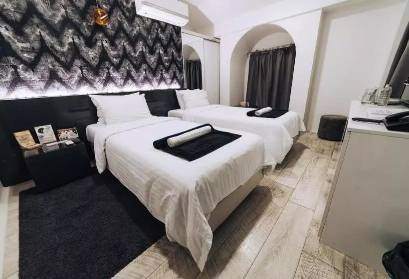 Urbanista Hotel & Bar