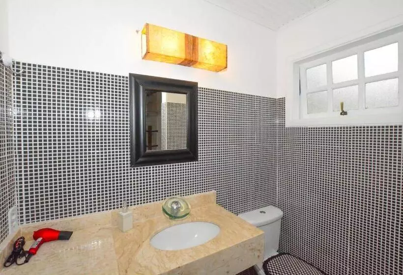 ベッドアンドブレックファースト Maison Bleue Suites