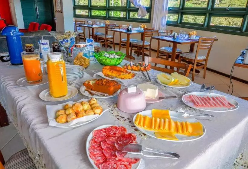 ベッドアンドブレックファースト Maison Bleue Suites