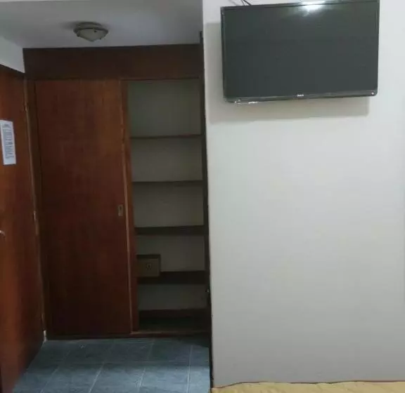 هتل Las 40