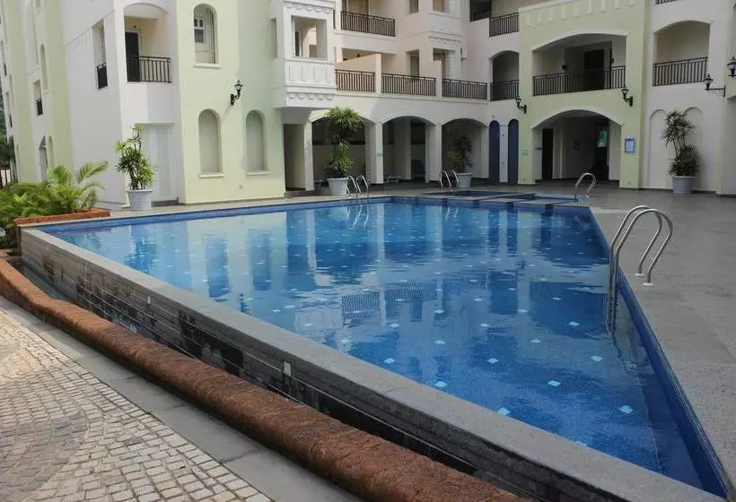 ホテル Oyo 9714 Home Pool View 1 Bhk Siolim