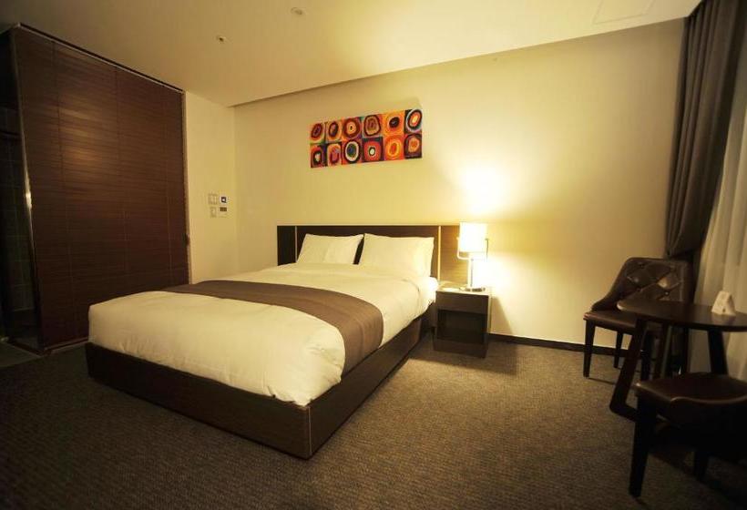 Hotel Yongin Central Coop