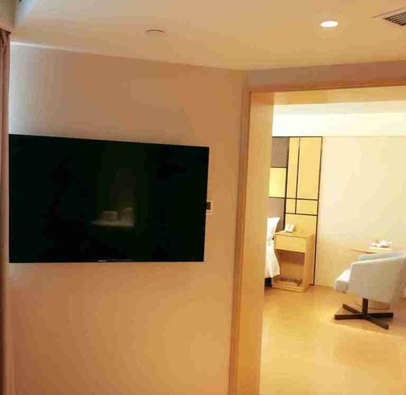 Ji Hotel Jining Jiningyu Road Guihe Plaza