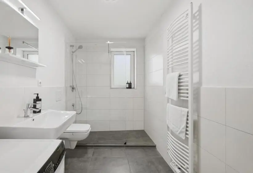 Kc Hostings Prestige Apartments