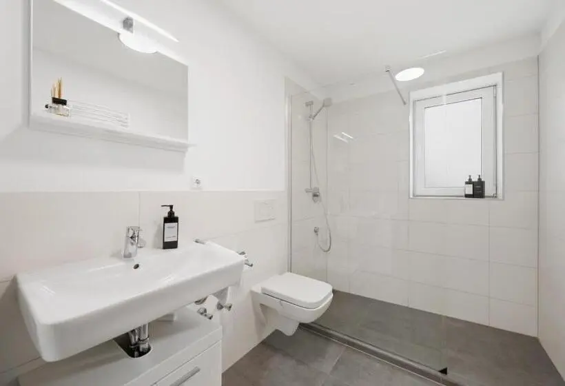 Kc Hostings Prestige Apartments