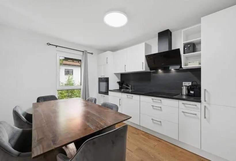 Kc Hostings Prestige Apartments