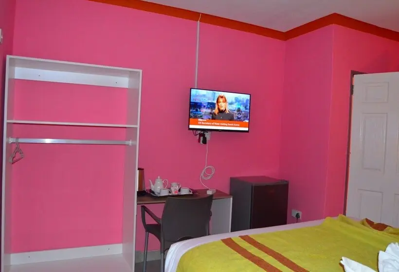 پانسیون Chobe Kulotu Guest House
