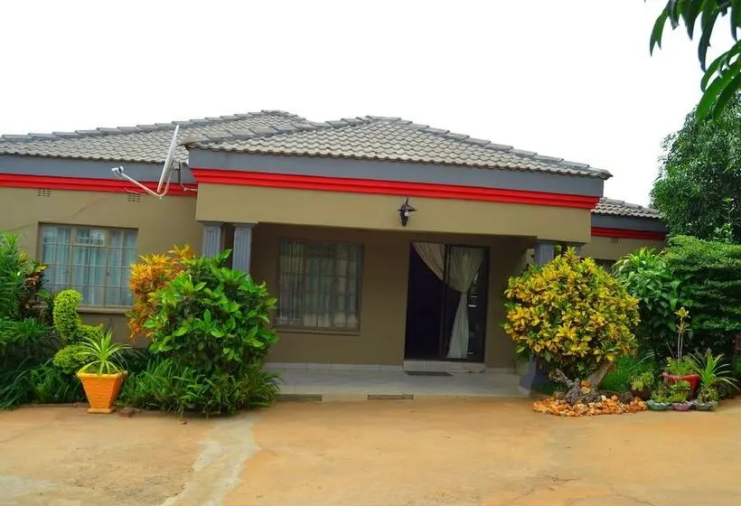 پانسیون Chobe Kulotu Guest House