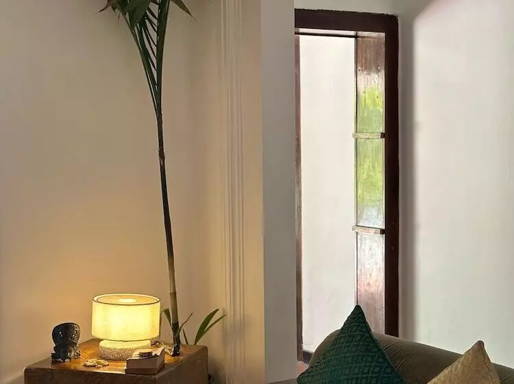 Aamiaismajoitus (B&B) Mango Tree Villa