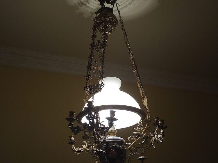 تختخواب و صبحانه Albatros