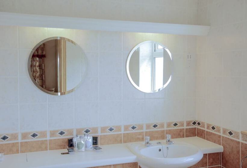 تختخواب و صبحانه Atlantic Lodge Galway