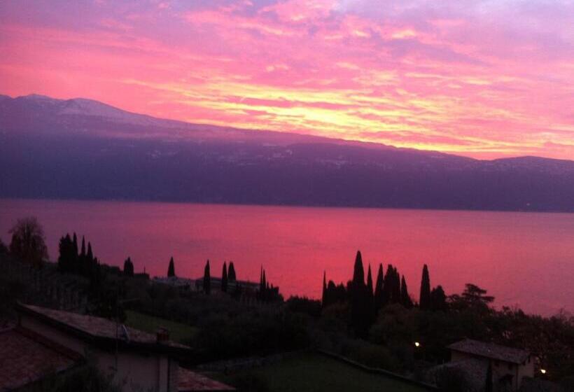 ベッドアンドブレックファースト Il Sogno Sul Lago