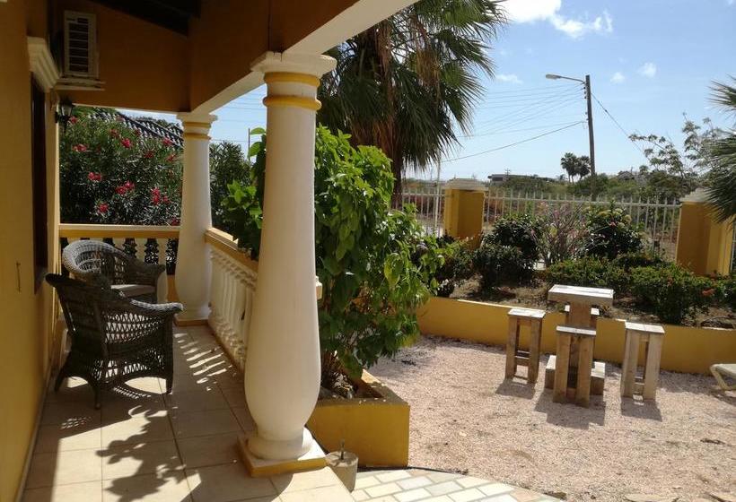 تختخواب و صبحانه Landhuis Belnem Bonaire