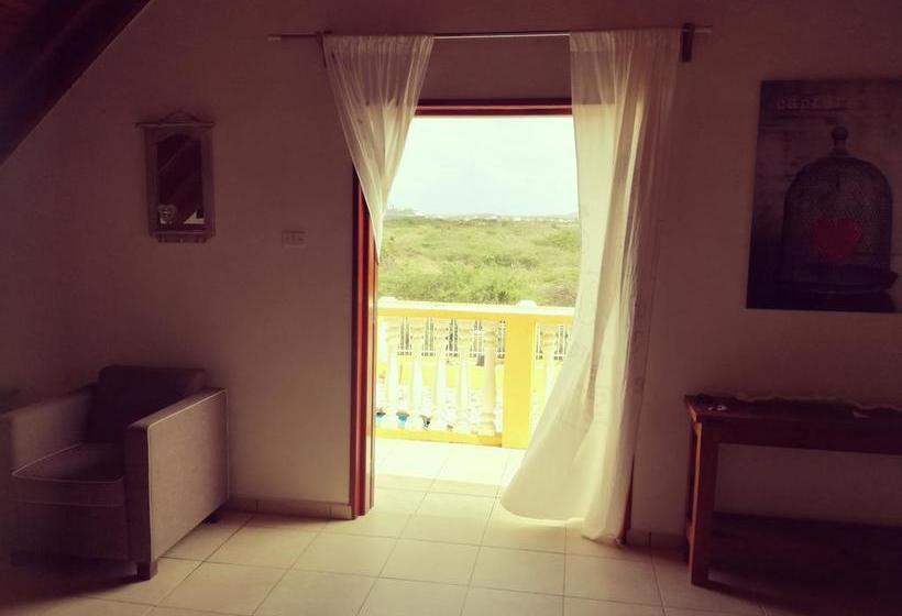 تختخواب و صبحانه Landhuis Belnem Bonaire