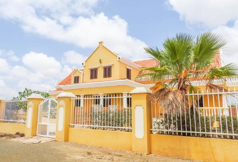 تختخواب و صبحانه Landhuis Belnem Bonaire