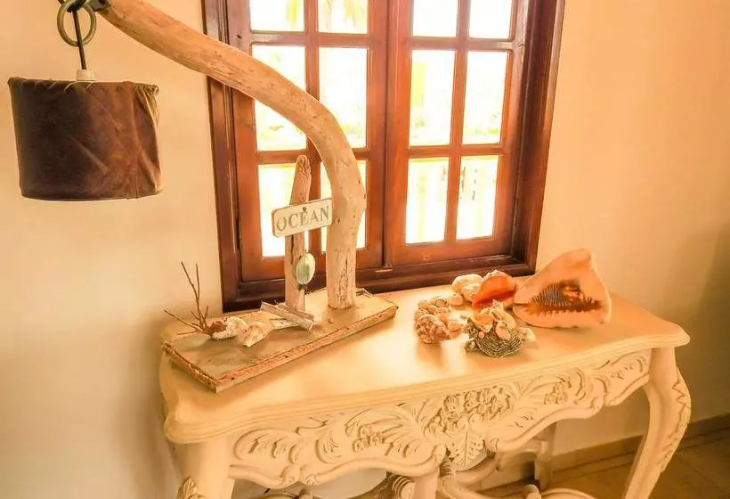تختخواب و صبحانه Landhuis Belnem Bonaire