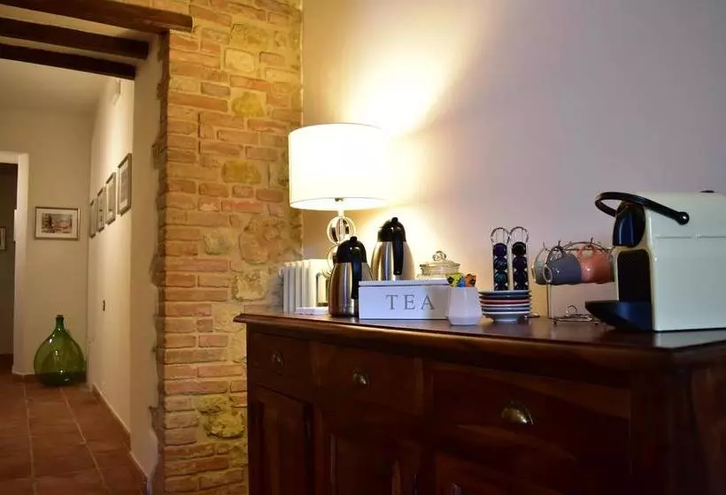 Aamiaismajoitus (B&B) Villa San Michele