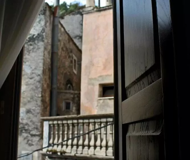 Hotelli Albergo Meruo