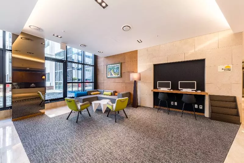 Days Hotel & Suites By Wyndham Incheon Airport