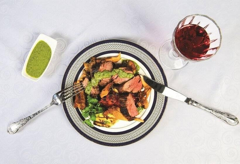 فندق Golden Tulip Borjomi