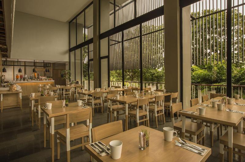 Up Peak Hotel Simpang Lima Semarang Formerly Ha Ka Simpanglima Hotel Semarang