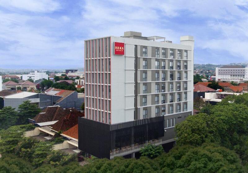Up Peak Hotel Simpang Lima Semarang Formerly Ha Ka Simpanglima Hotel Semarang